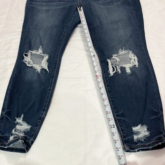 Judy Blue Skinny Fit Distressed Ripped Denim Casual Basic Jeans Plus Size 18W - Picture 8 of 9